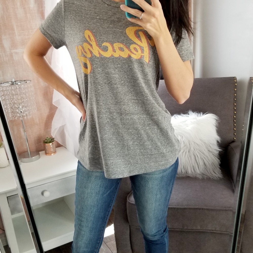 Last 1◻Gray Slub "Peachy" Retro Top Graphic Tees - Picture 4 of 8